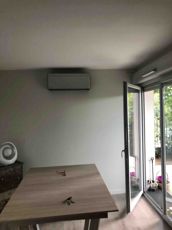 Daikin mural STYLISH Gris Roques sur Garonne